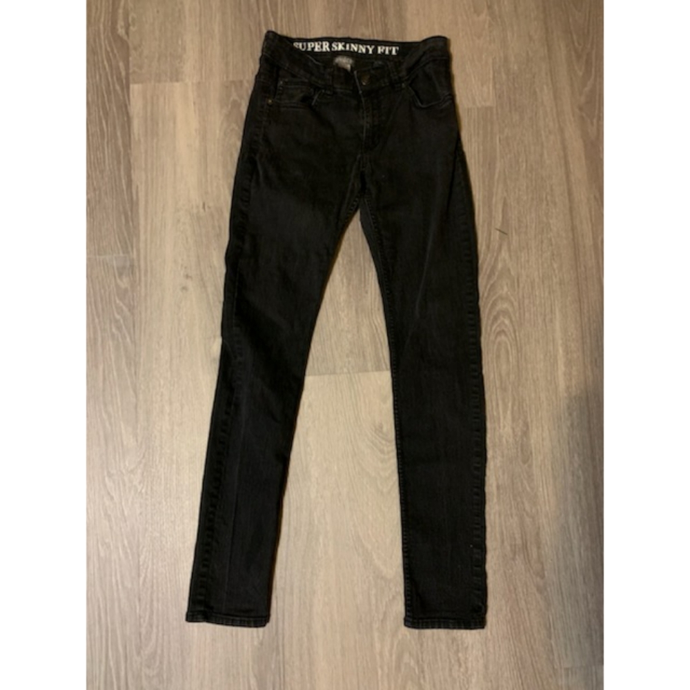 Super skinny denim